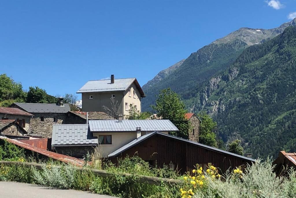 Logement Renove Avec Vue Panoramique La Saussaz Buitenkant foto