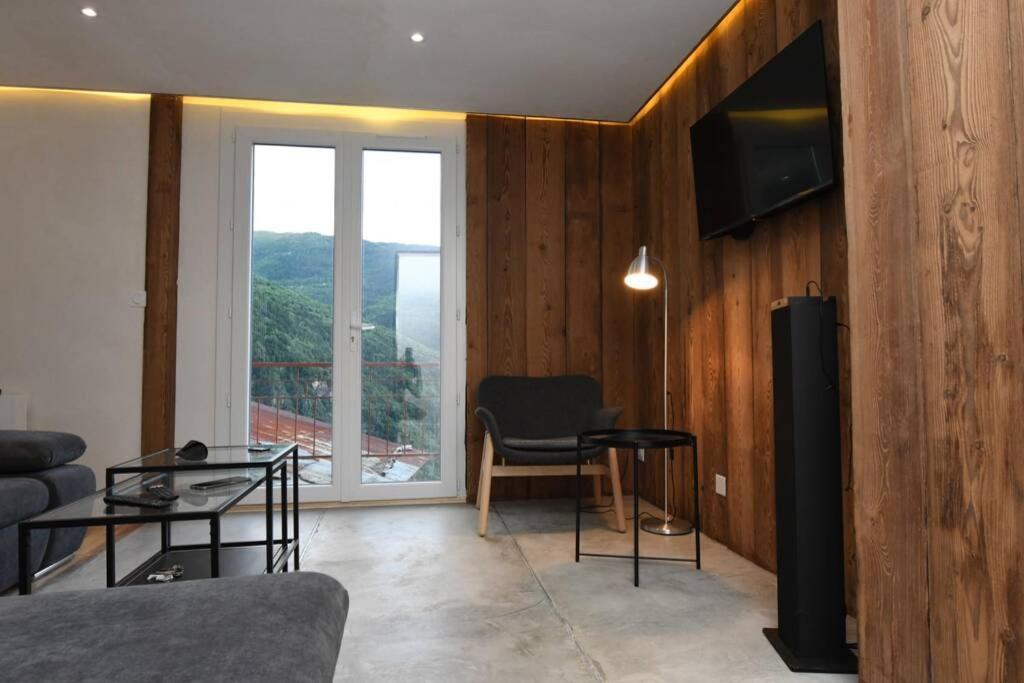 Logement Renove Avec Vue Panoramique La Saussaz Buitenkant foto