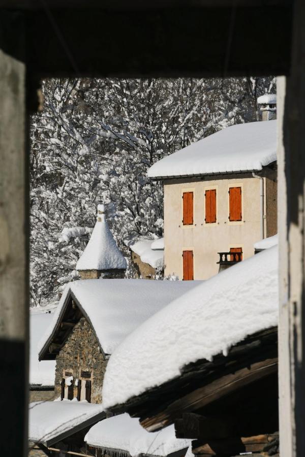 Logement Renove Avec Vue Panoramique La Saussaz Buitenkant foto